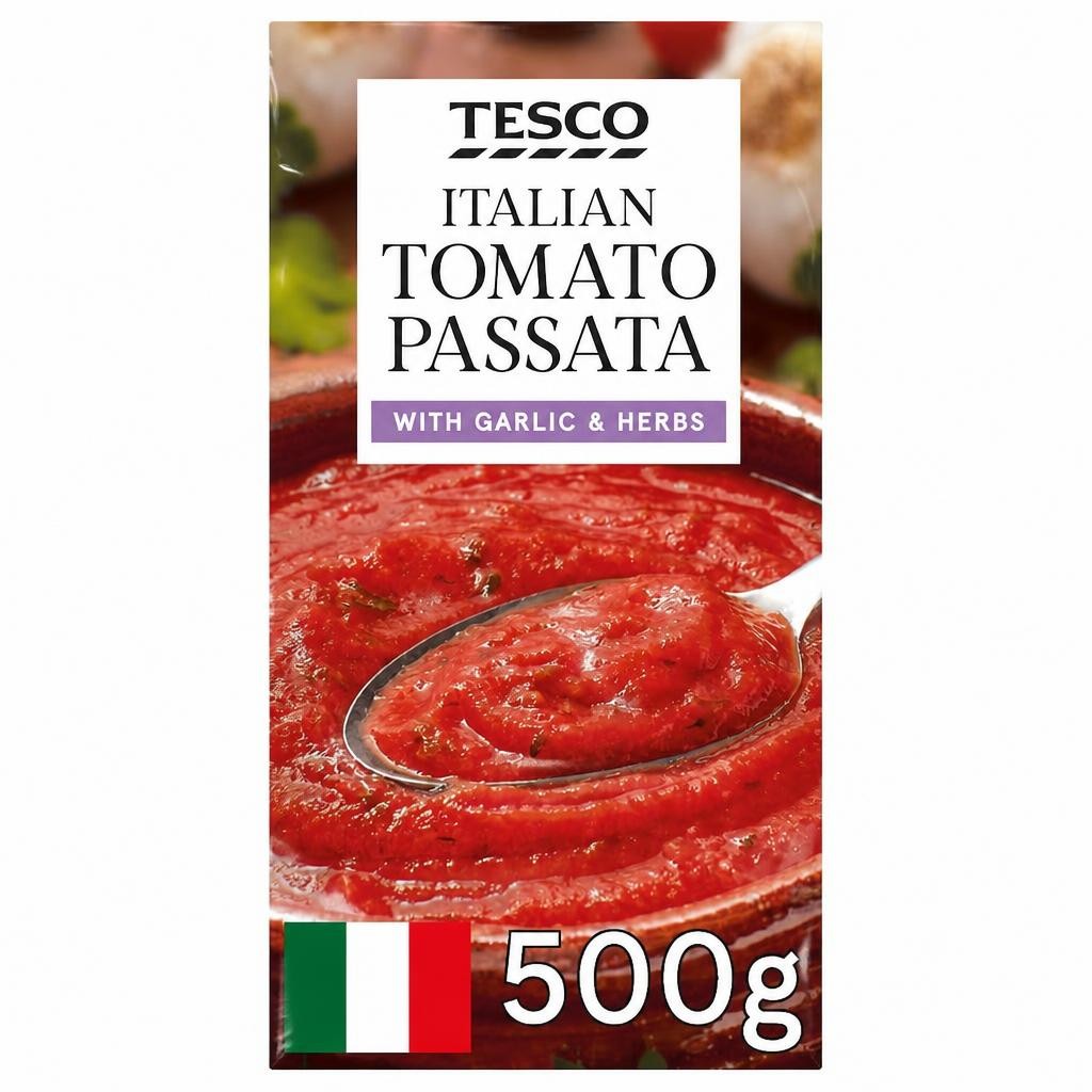 Tesco Italian Passata With Garlic & Herbs 500G