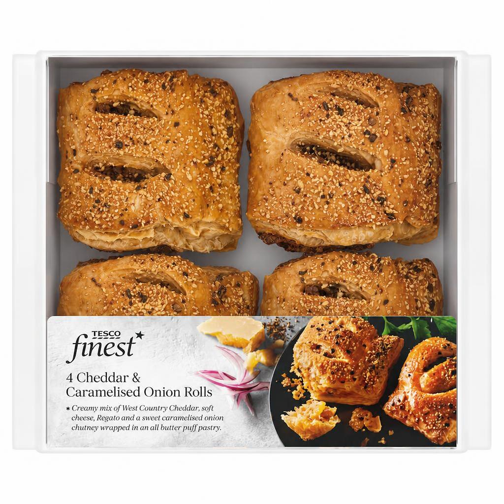 Tesco Finest 4 Vintage Cheddar & Caramelised Onion Rolls 188G