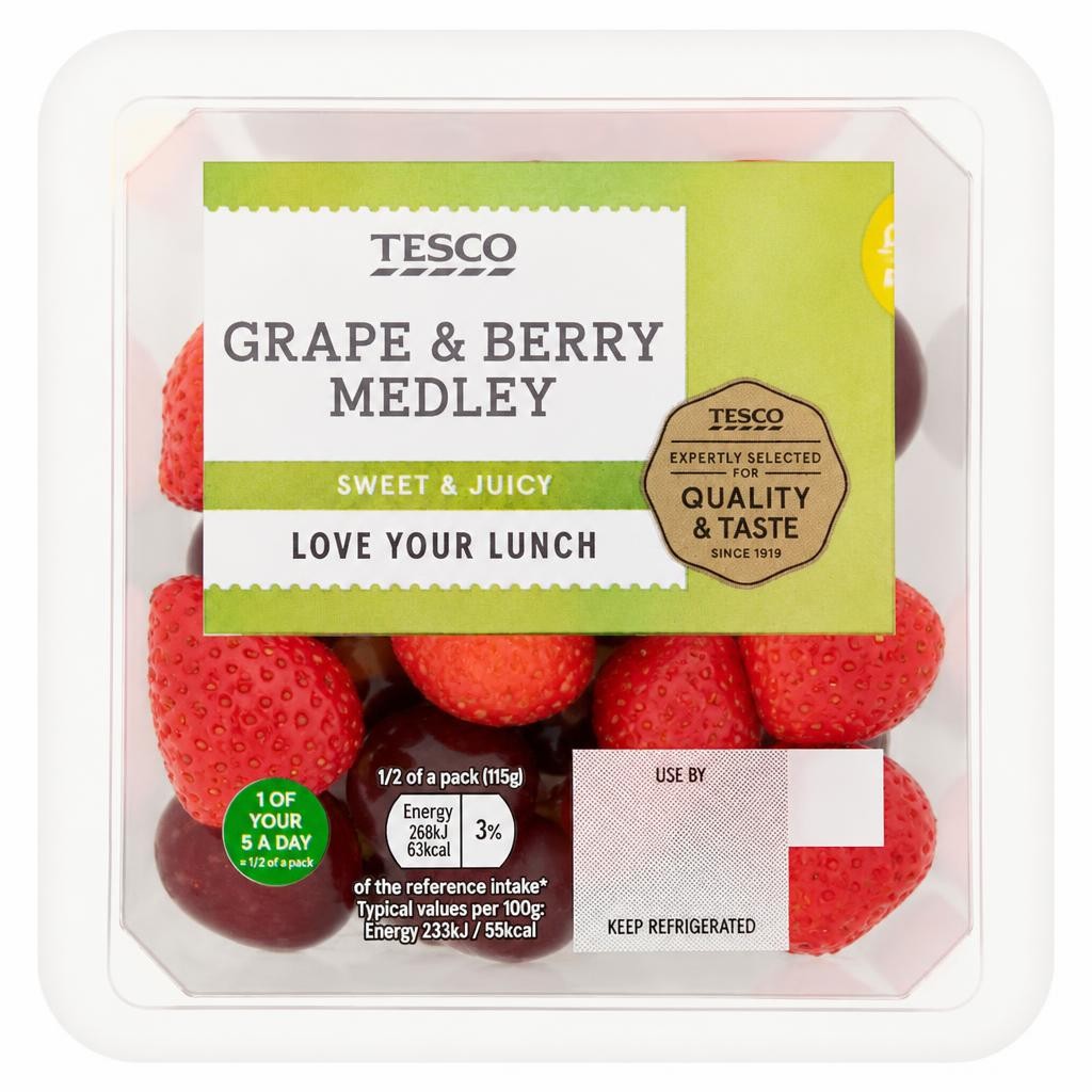 Tesco Grape & Berry Medley 230G (FOS)