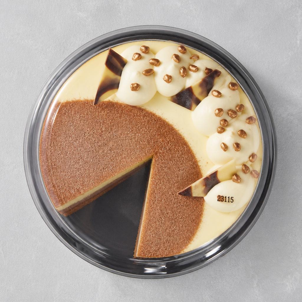 72. Tesco Finest Triple Chocolate Ombre Cheesecake 710g (Serves 8)