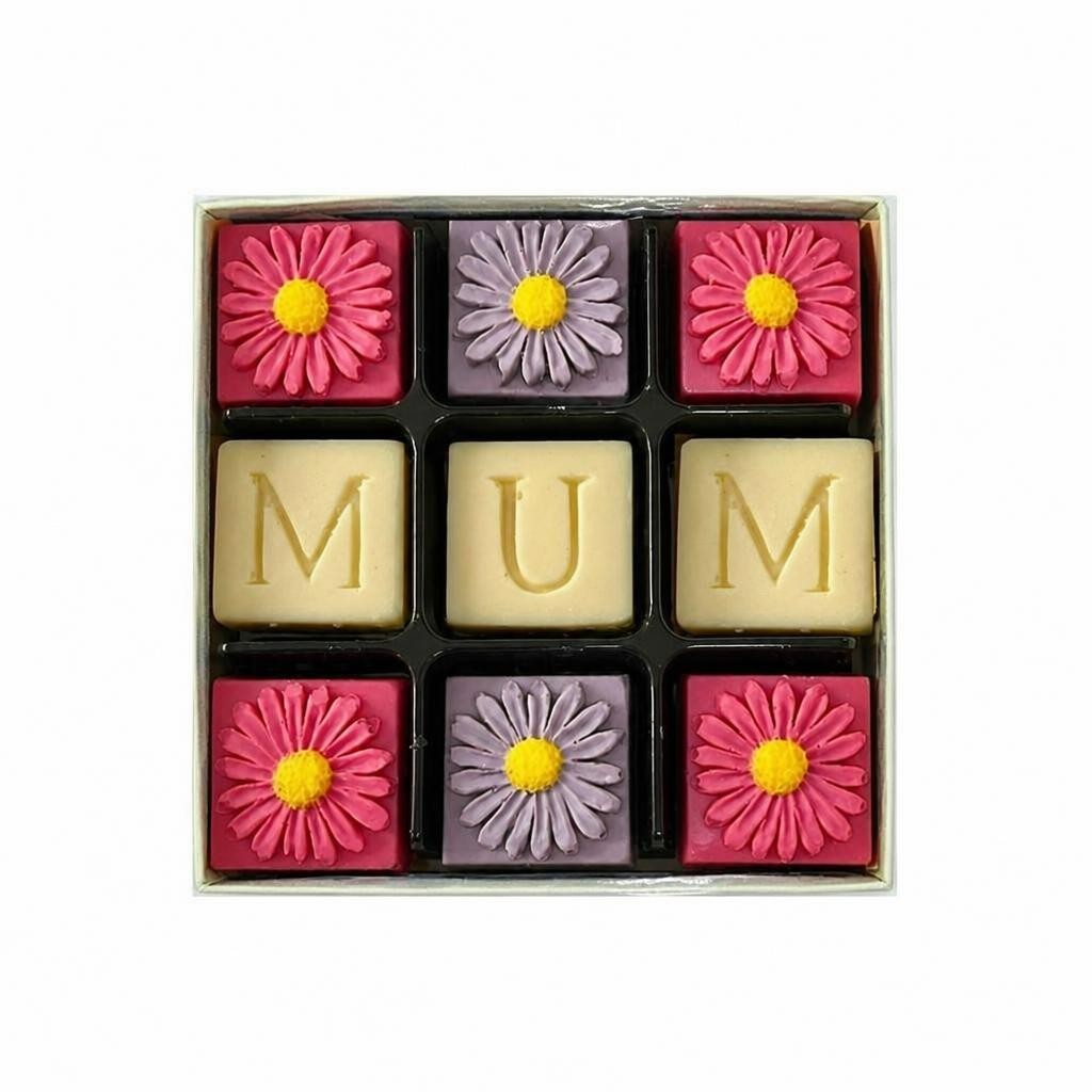 White Chocolate Mum & Flowers