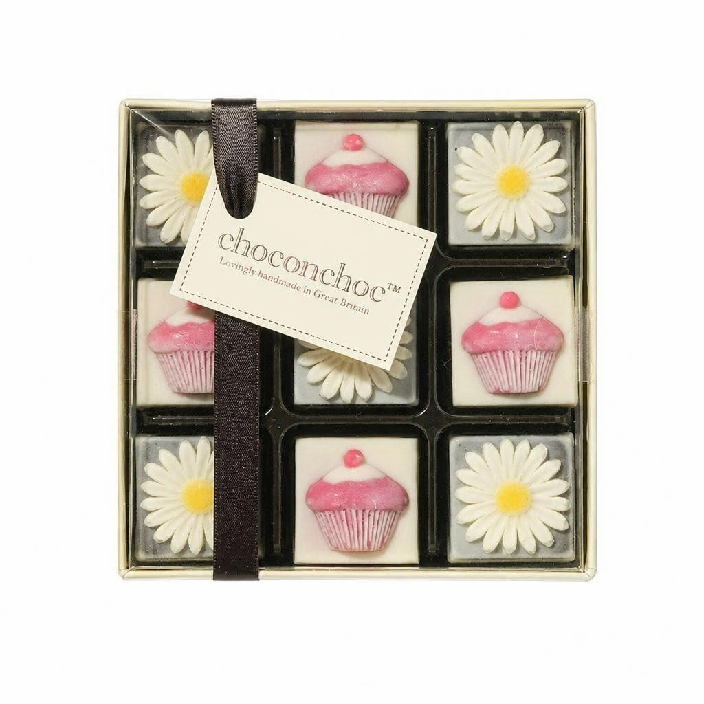 Chocolate Daisies And Cupcakes