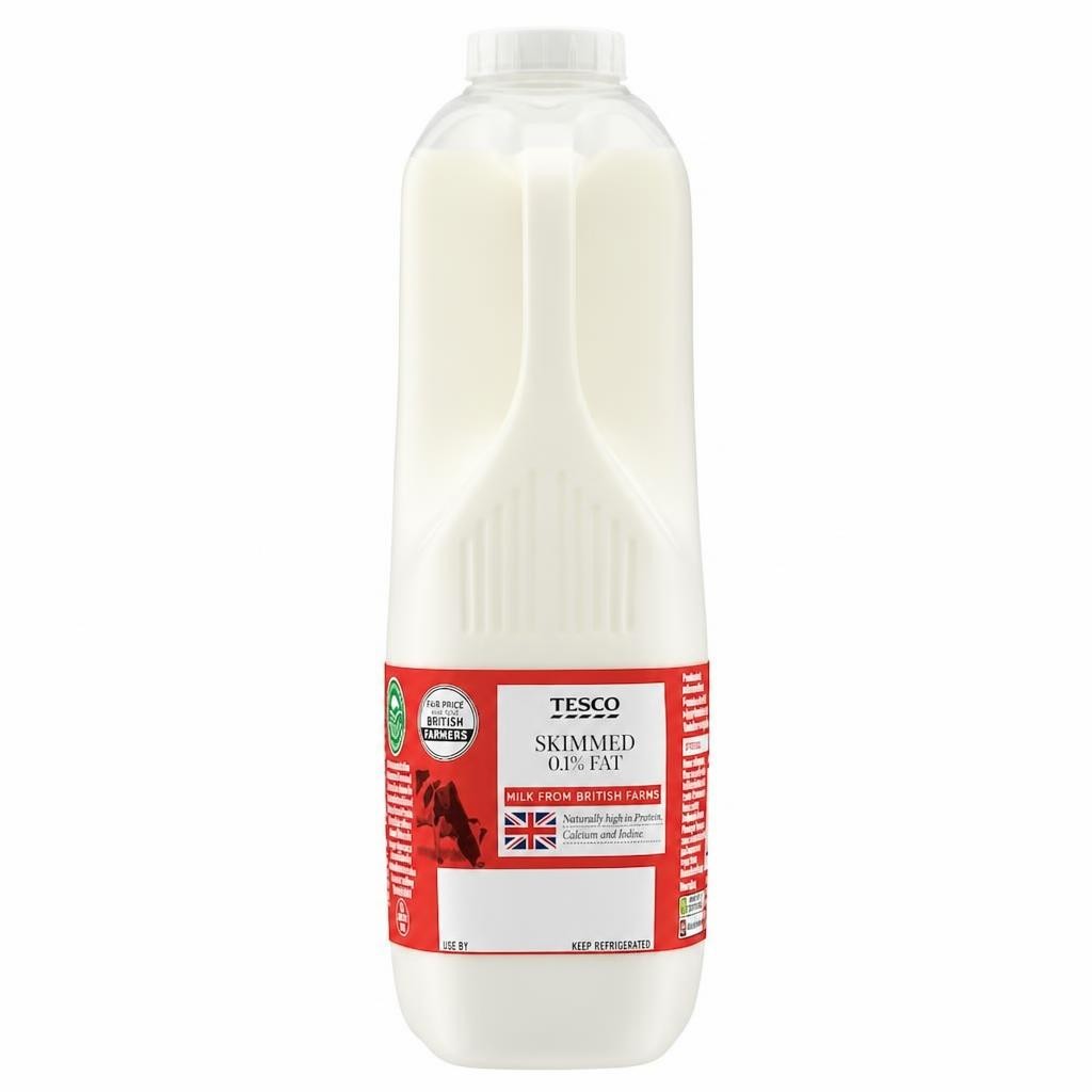 Tesco British Skimmed Milk 1.136L, 2 Pints