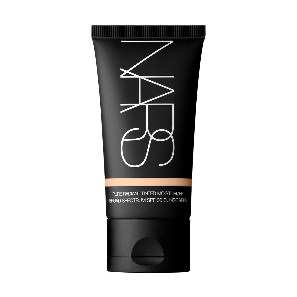 NARS Pure Radiant Tinted Moisturizer Gotland