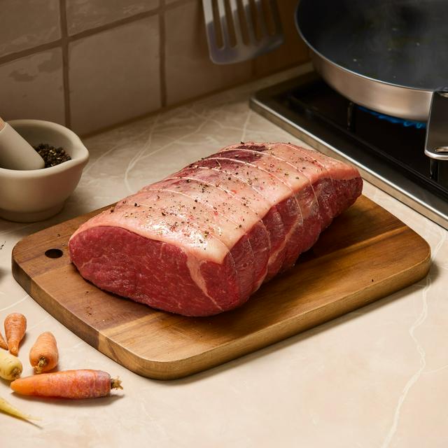 Sainsbury's Aberdeen Angus Slow Roast Beef Joint, Taste the Difference (Approx. 2.2kg)