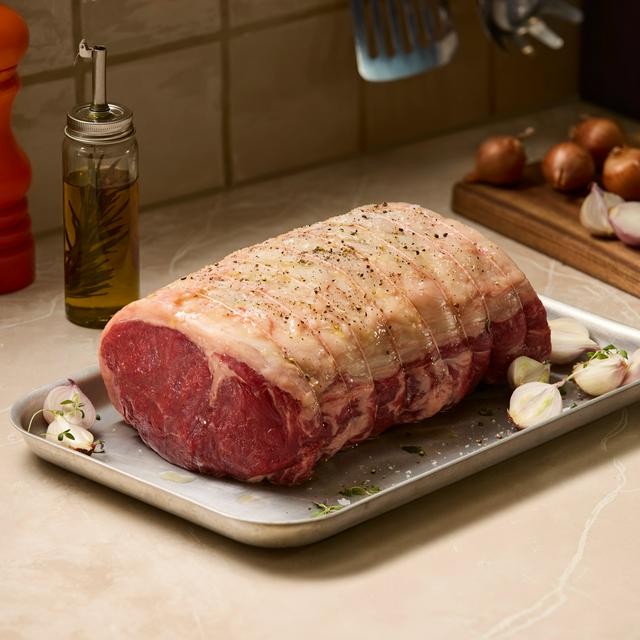 Sainsbury's Aberdeen Angus Large Rolled Sirloin of Beef, Taste the Difference (Approx. 2.15kg)