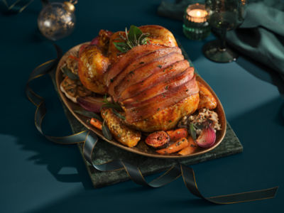 Exceptional by ASDA Free Range Roast in the Bag Corn-Fed British Chicken (Typically 2.5kg)