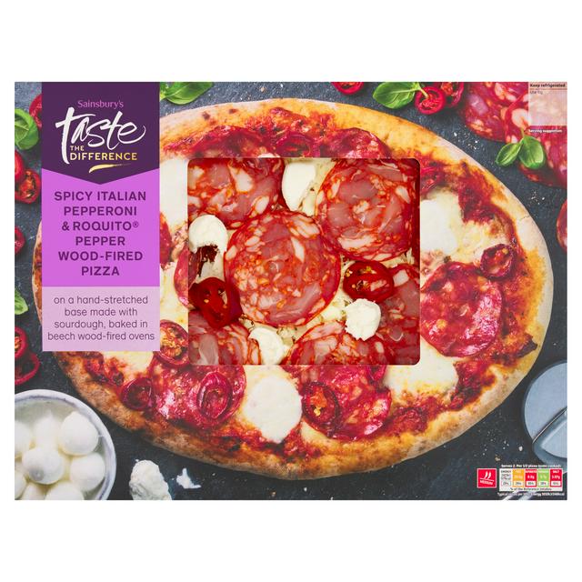 Sainsbury's Spicy Pepperoni & Roquito Pizza, Taste the Difference 472g