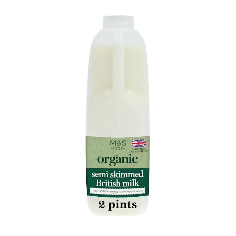 M&S Organic Fresh Semi-Skimmed Milk