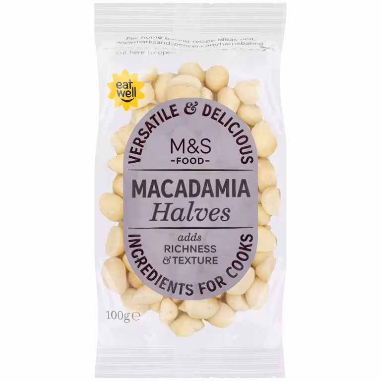 M&S Macadamia Halves
