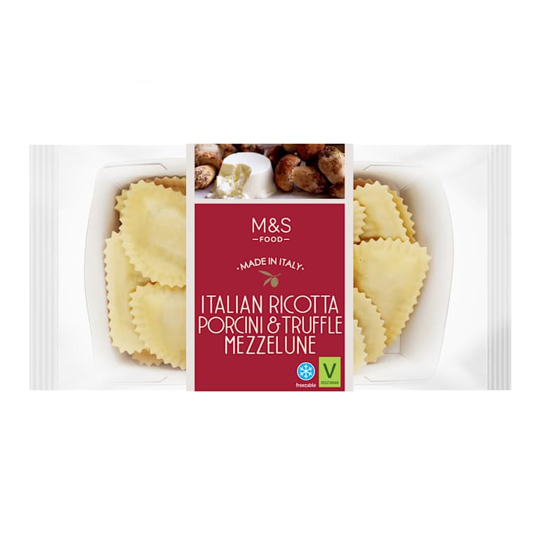 M&S Italian Ricotta, Porcini and Truffle Mezzelune<br />