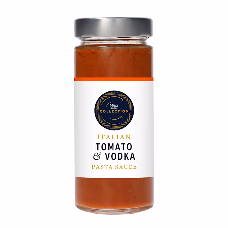 M&S Collection Italian Tomato and Vodka Pasta Sauce