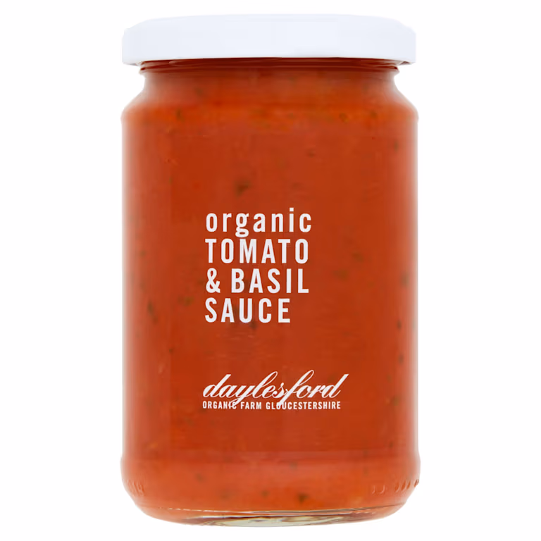 M&S Daylesford Organic Tomato & Basil Sauce