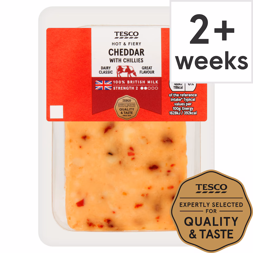 Tesco Cheddar With Chillies 200 G