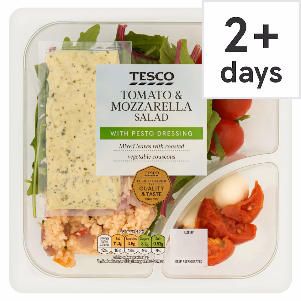 Tesco Tomato & Mozzarella Salad Bowl 220G