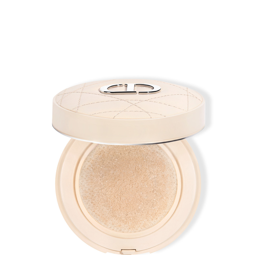 DIOR Forever Cushion Powder 010 Fair