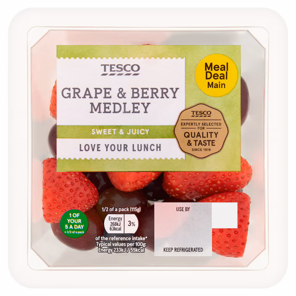 Tesco Grape & Berry Medley 230G (FOS)