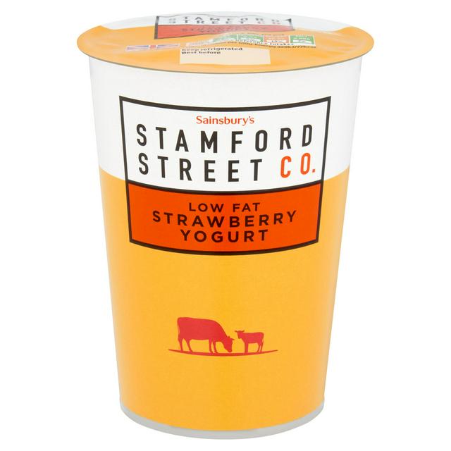 Stamford Street Co. Low Fat Strawberry Yogurt 450g