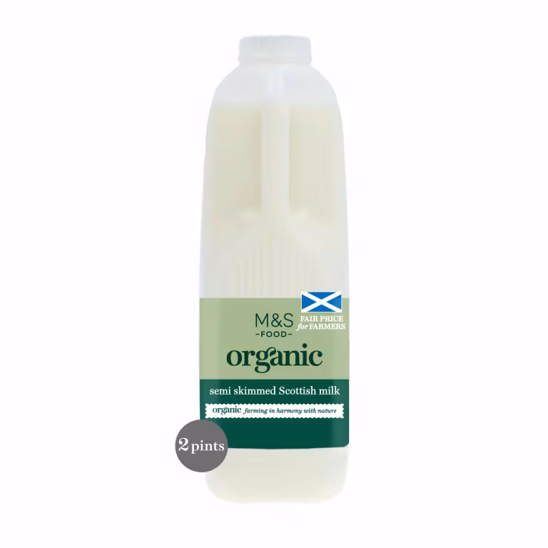 M&S Organic Scottish Semi Skimmed Milk