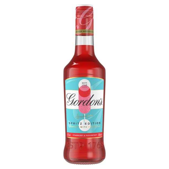 Gordon’s Strawberry & Passion Fruit 14.7% Vol, Spritz Edition 50cl