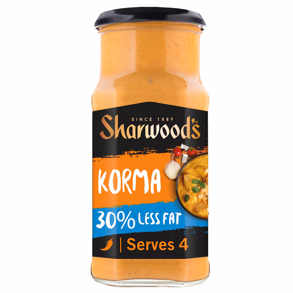 Sharwood's 30% Less Fat Korma Curry Sauce 420g