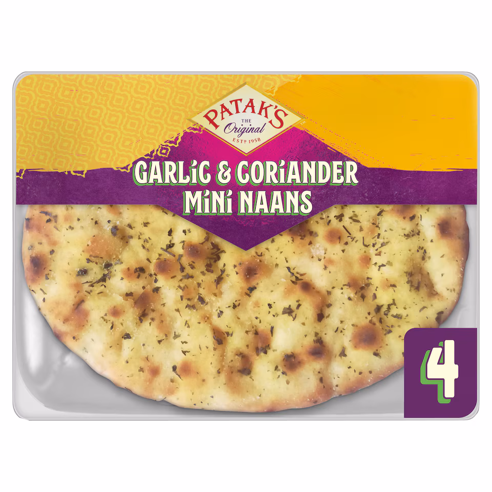 Patak's Flame Baked Mini Naans - Garlic & Coriander 4 Pack