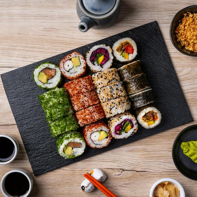 YO! Mixed Crispy Maki Sushi Roll Platter (20 Pieces)