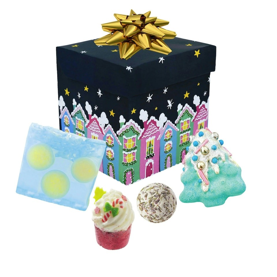Bomb Cosmetics  Starry Night With Bow Bath & Body Gift Set