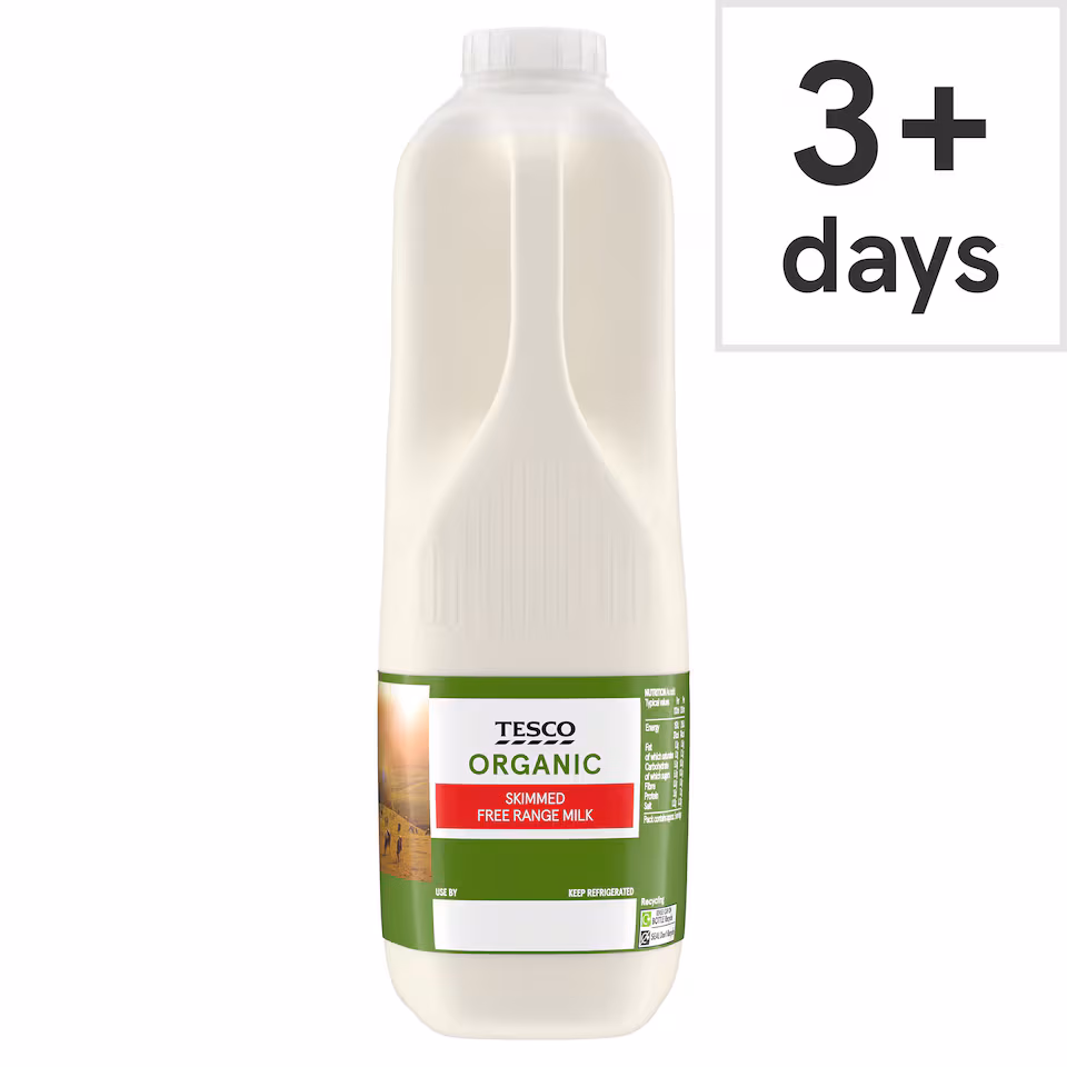 Tesco Organic Free Range Skimmed Milk 1.136L, 2 Pint