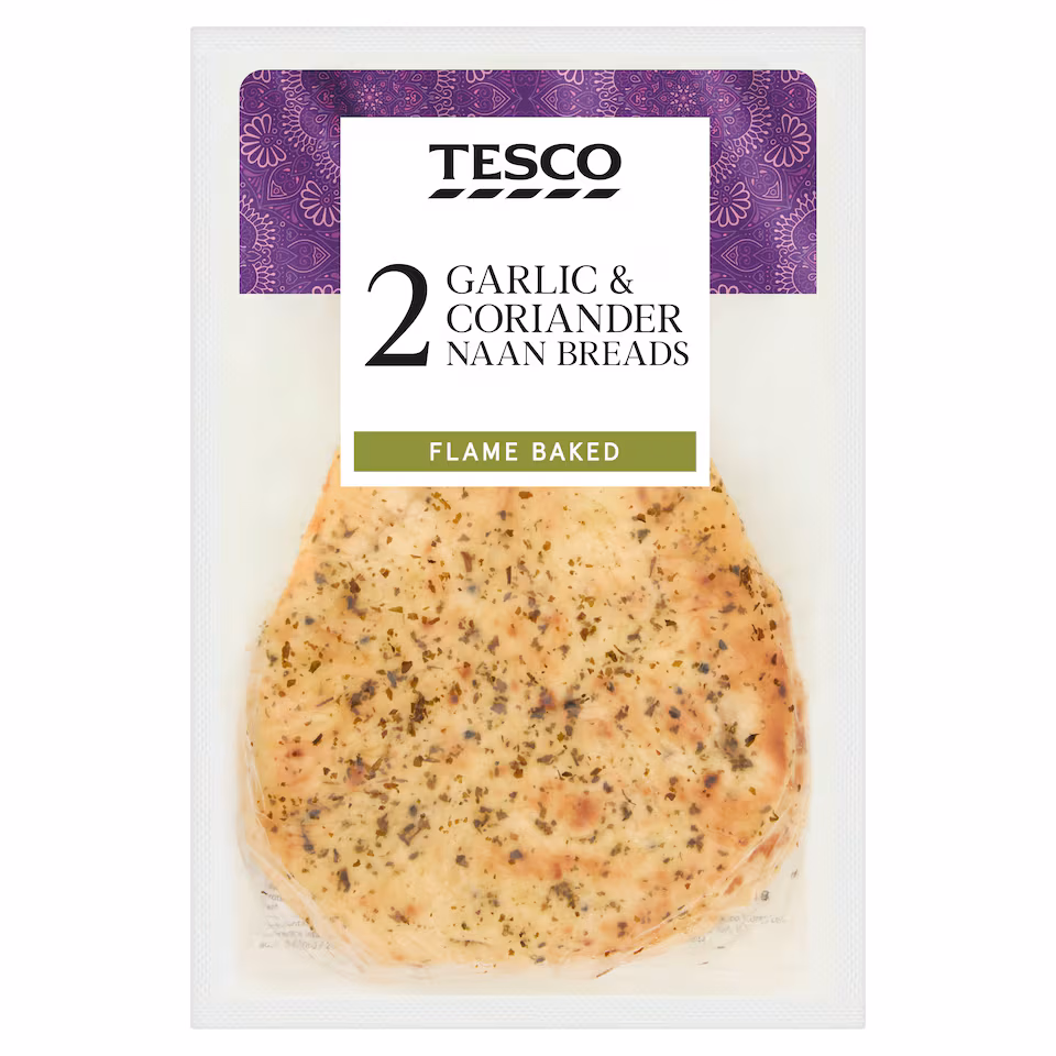 Tesco Garlic & Coriander Naan 2 Pack 260G