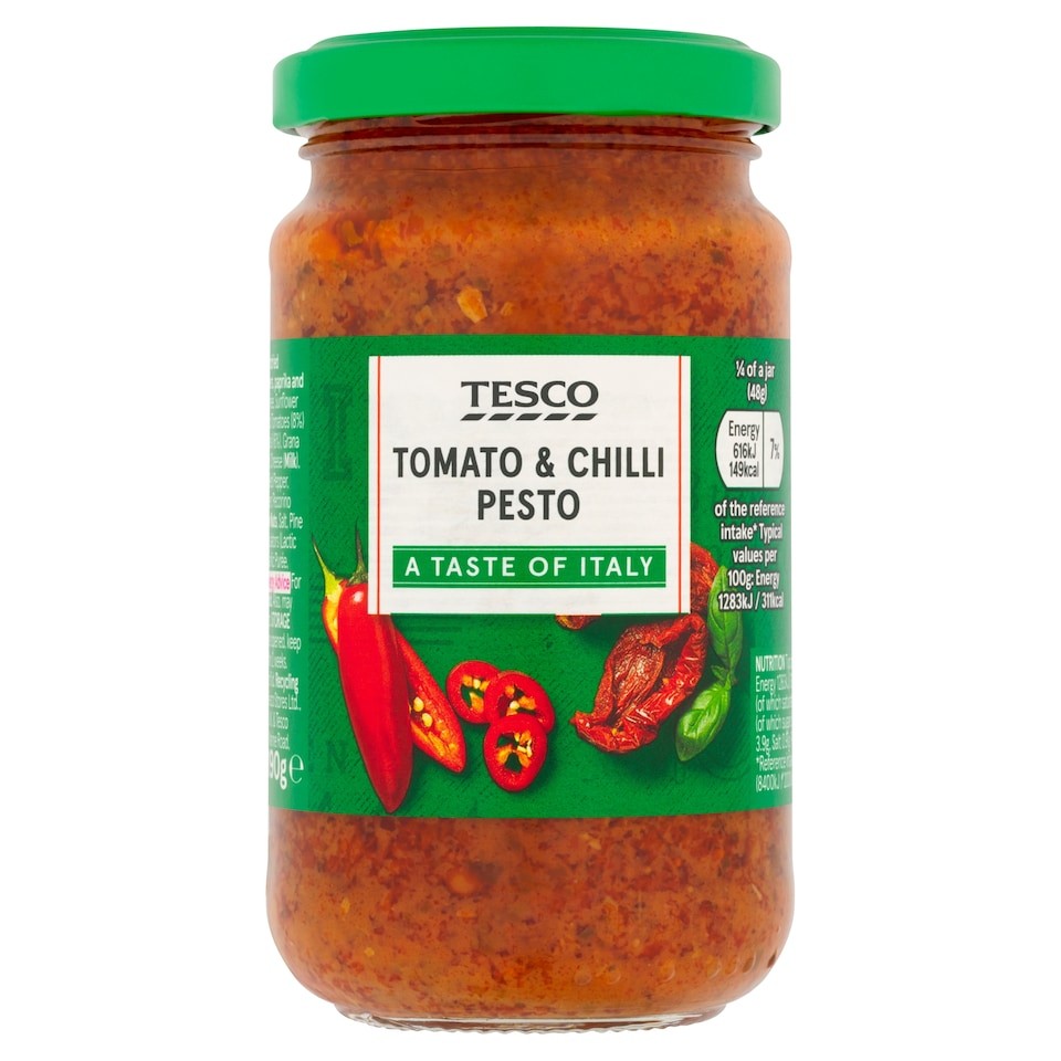 Tesco Tomato & Chilli Pesto 190G