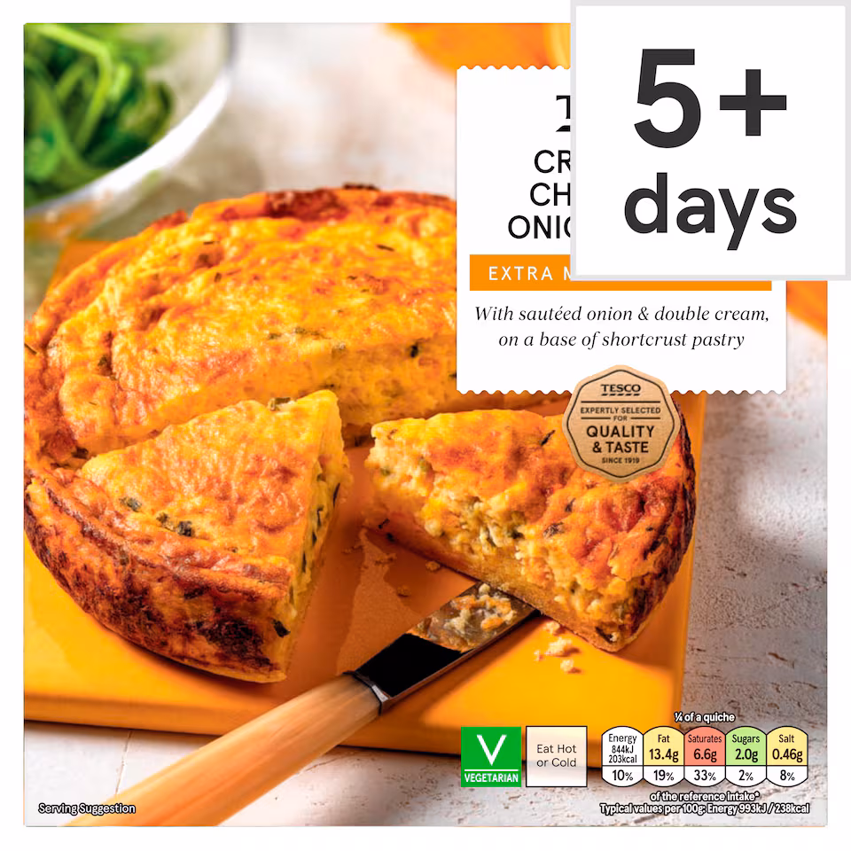 Tesco Extra Mature Cheddar & Onion Crustless Quiche 340g