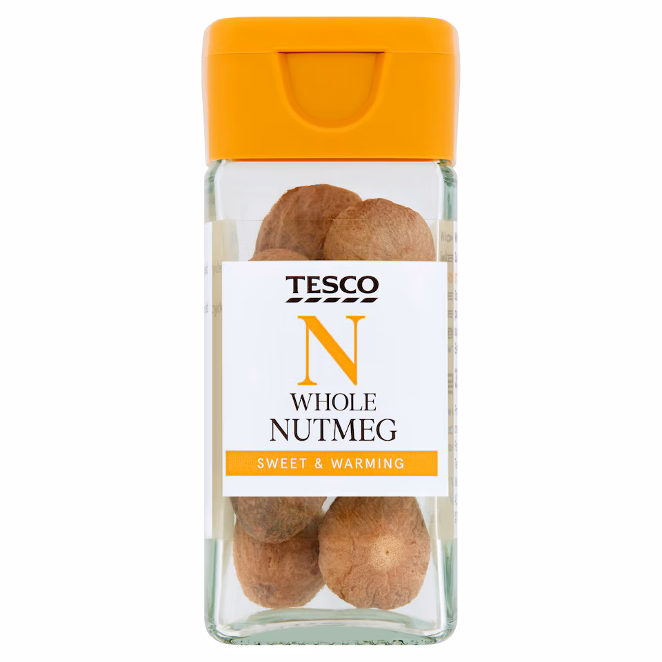 Tesco Whole Nutmeg 33G