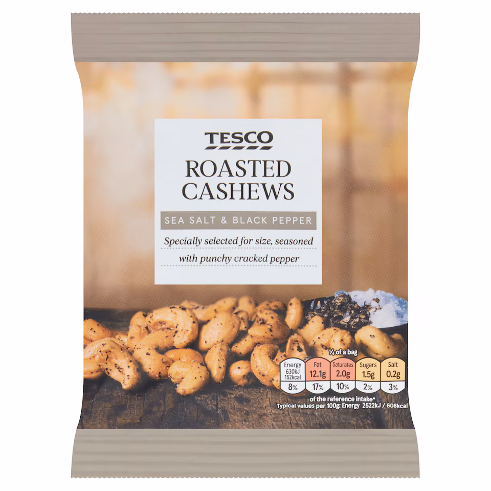 Tesco Sea Salt & Black Pepper Cashew Nuts 150G