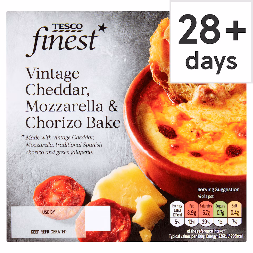 Tesco Finest Cheddar Mozzarella & Chorizo Bake 150G