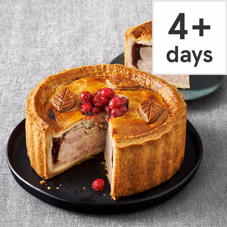 86. Tesco Finest Cranberry Topped Pork, Turkey & Stuffing Pie 1.3kg (Serves 12)