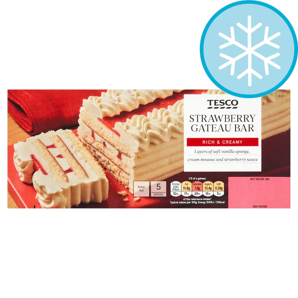 Tesco Strawberry Gateau Bar 400G