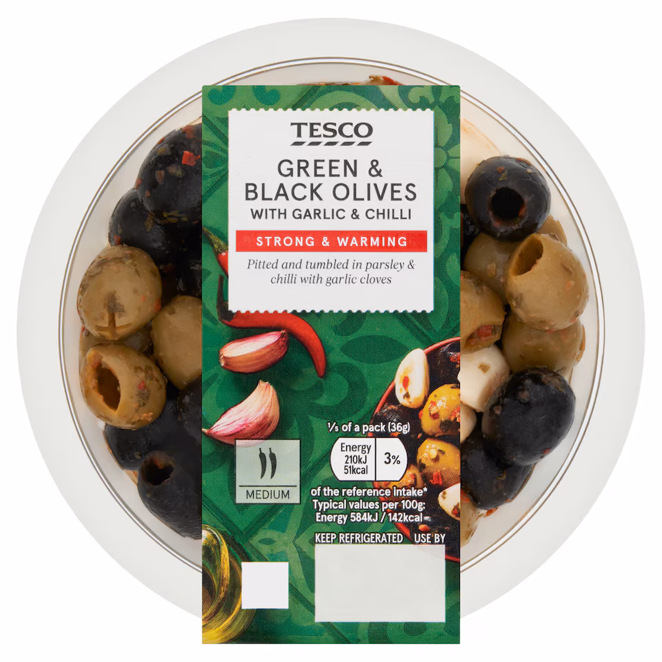Tesco Olives With Garlic & Chilli 180g