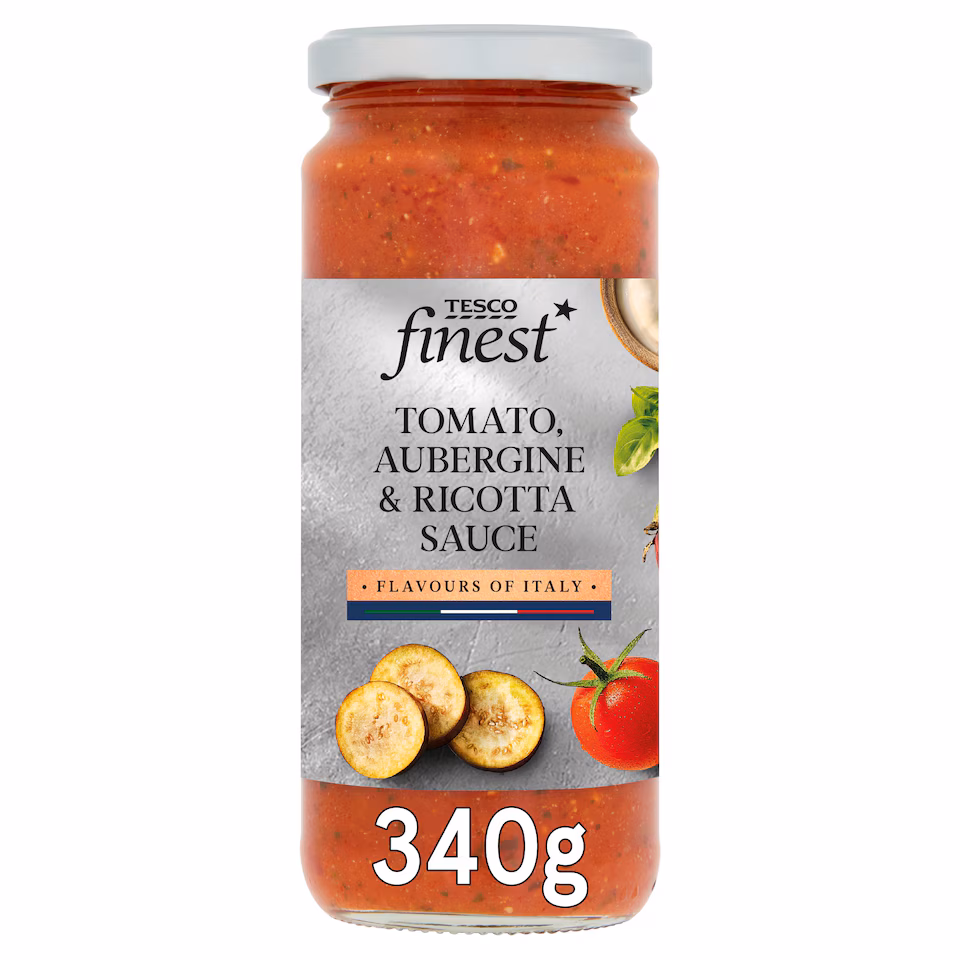 Tesco Finest Tomato, Aubergine & Ricotta Pasta Sauce 340G