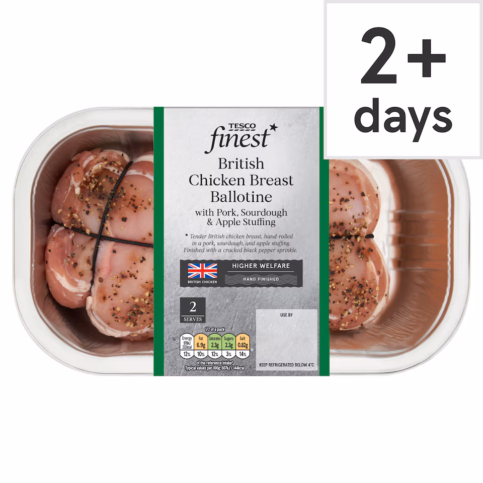 Tesco Finest British Chicken Breast Ballotine with Pork, Sourdough & Apple Stuffing 372g