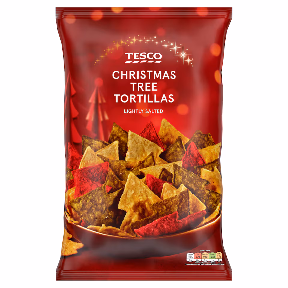 Tesco Lightly Salted Christmas Tree Tortilla 200g