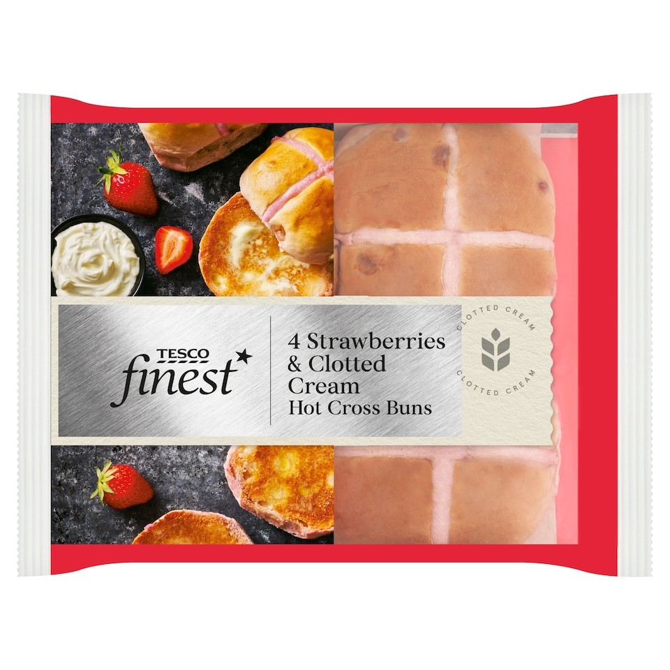 Tesco Finest Strawberries & Clotted Cream Hot Cross Buns 4 Pack