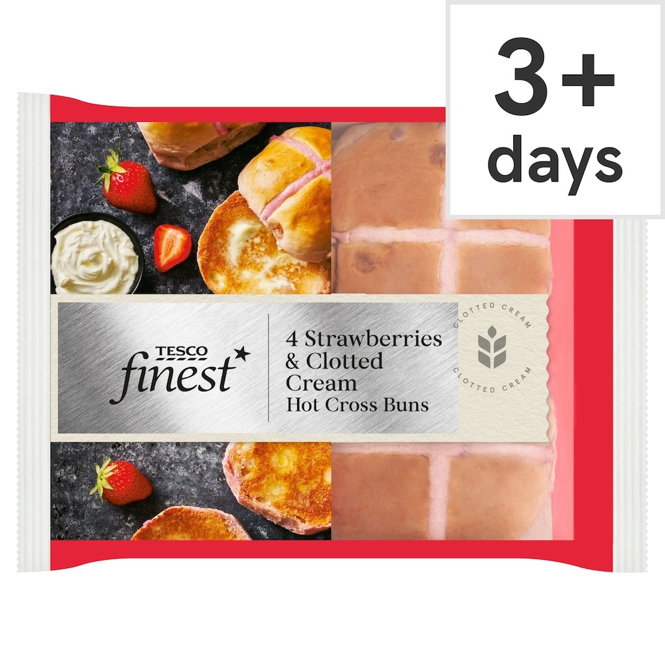 Tesco Finest Strawberries & Clotted Cream Hot Cross Buns 4 Pack
