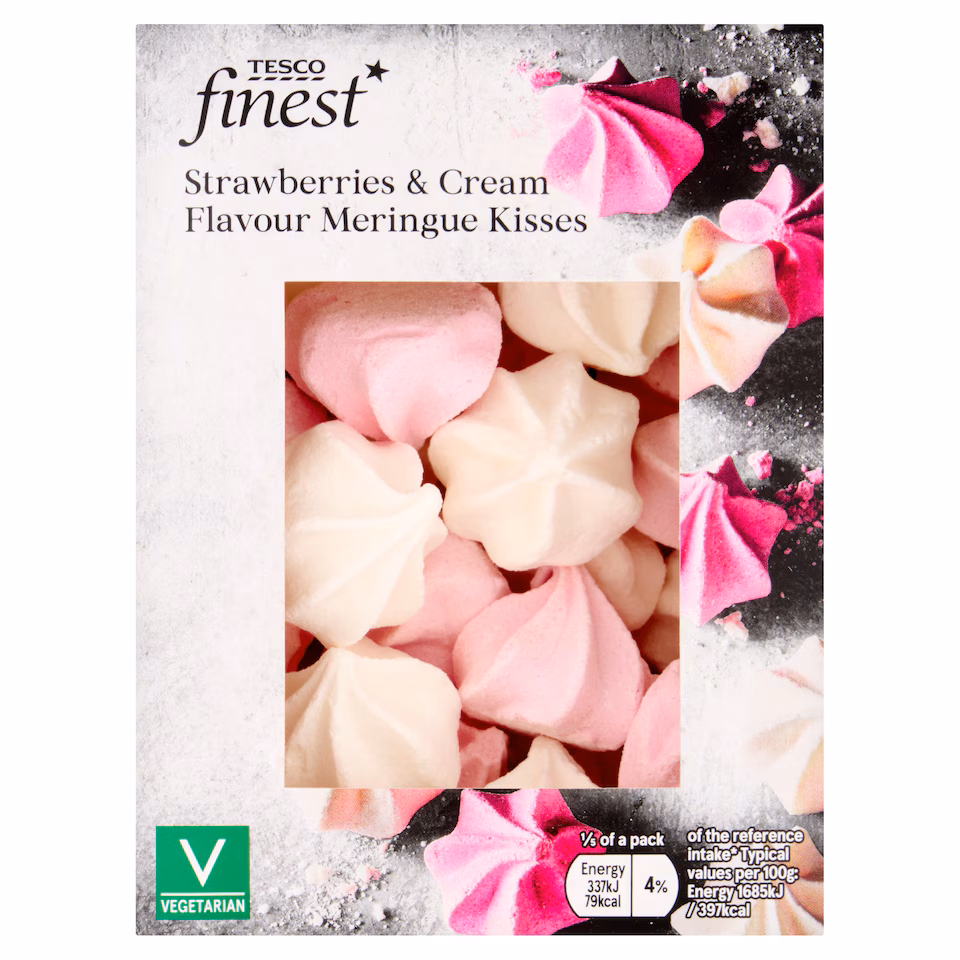 Tesco Finest Strawberry & Cream Meringues Kisses 100g