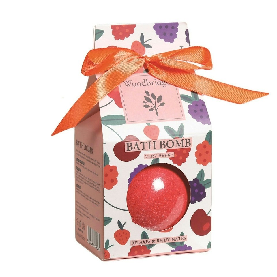 Woodbridge Bath Bomb Very Berry 140g