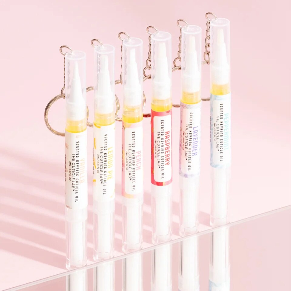 The Cuticle LAB : 2ml Cuticle Oil pen on a KEYRING - singular (ONE) 2ml pen in Savage fragrance. Strengthening, Nourishing, Hydrating. 60+ fragrances available. Ideal for handbag, car, beauty on the go... Handmade UK.