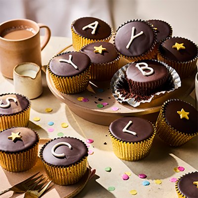 24 Chocolate Party Cakes
