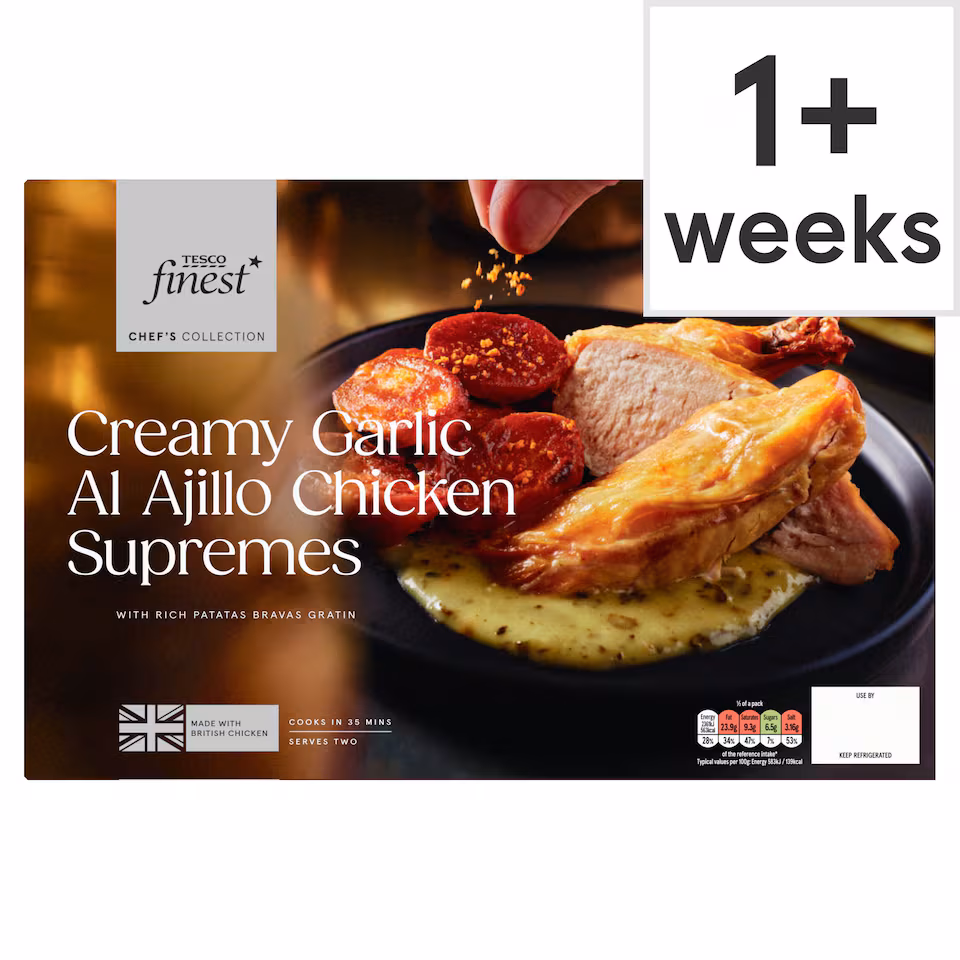 Tesco Finest Chef's Collection Creamy Garlic Al Ajillo Chicken Supremes with Rich Patatas Bravas Gratin 1.07kg