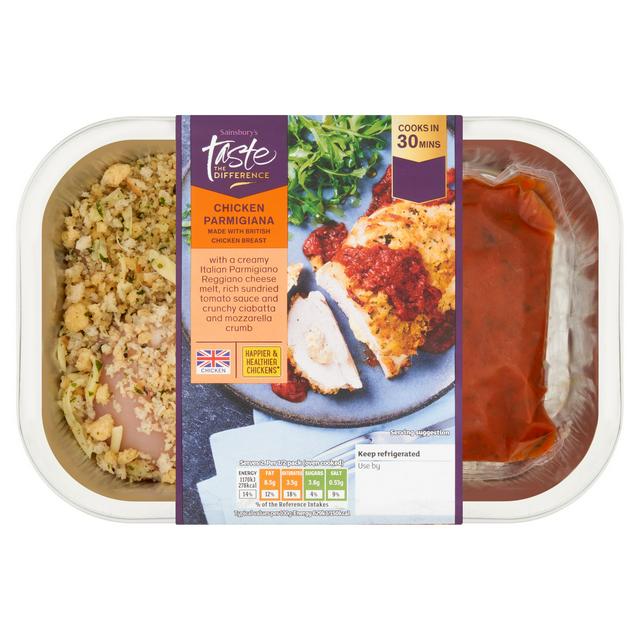 Sainsbury's Ready to Cook British Chicken Parmigiana with a Rich Tomato Sauce, Taste the Difference 420g
