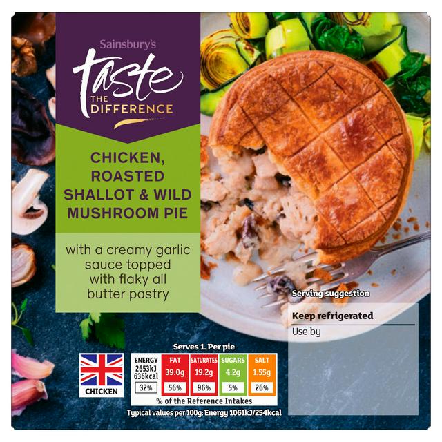 Sainsbury's Chicken Roasted Shallot & Wild Mushroom Pie, Taste the Difference 250g